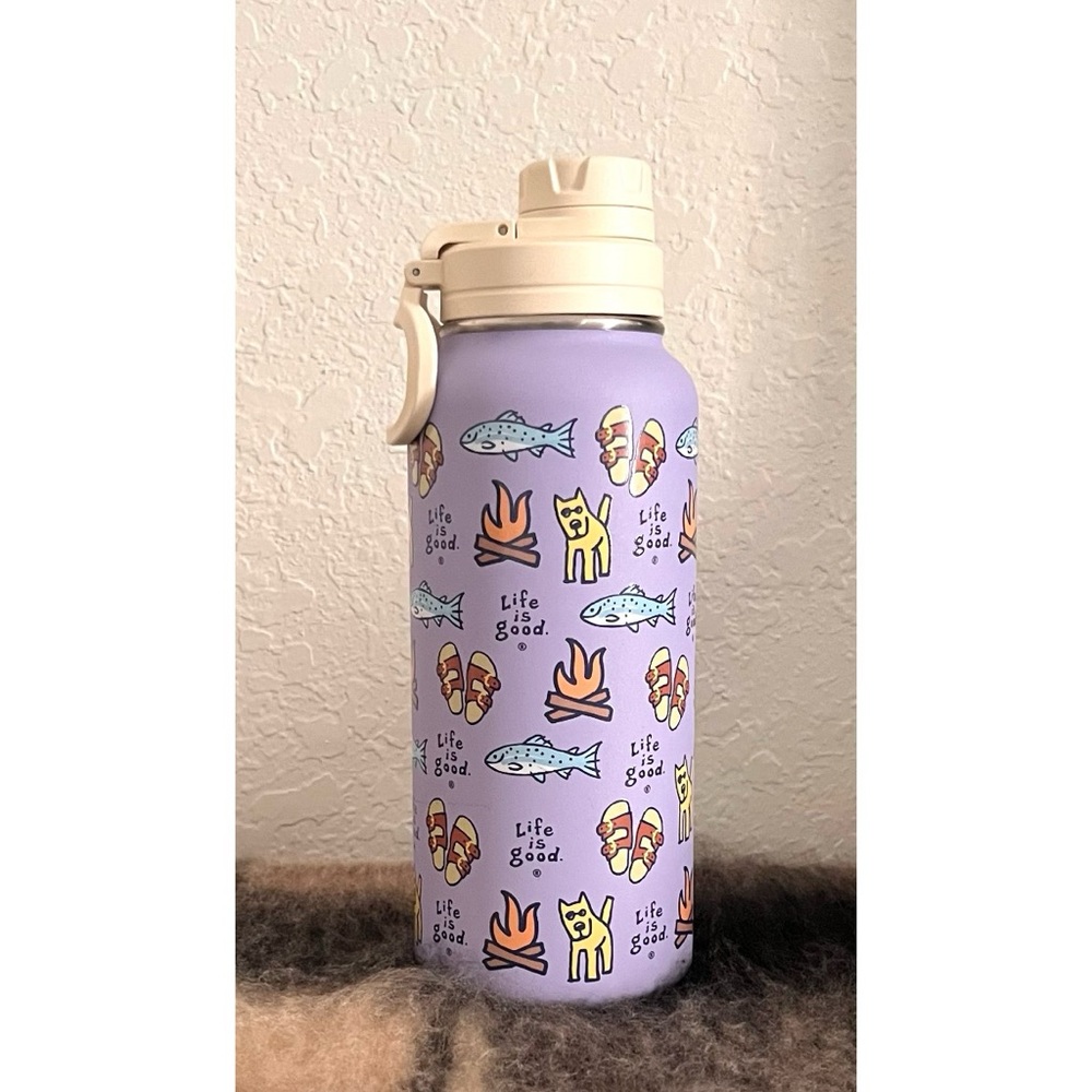 LIFE IS GOOD Beach Theme Water Bottle